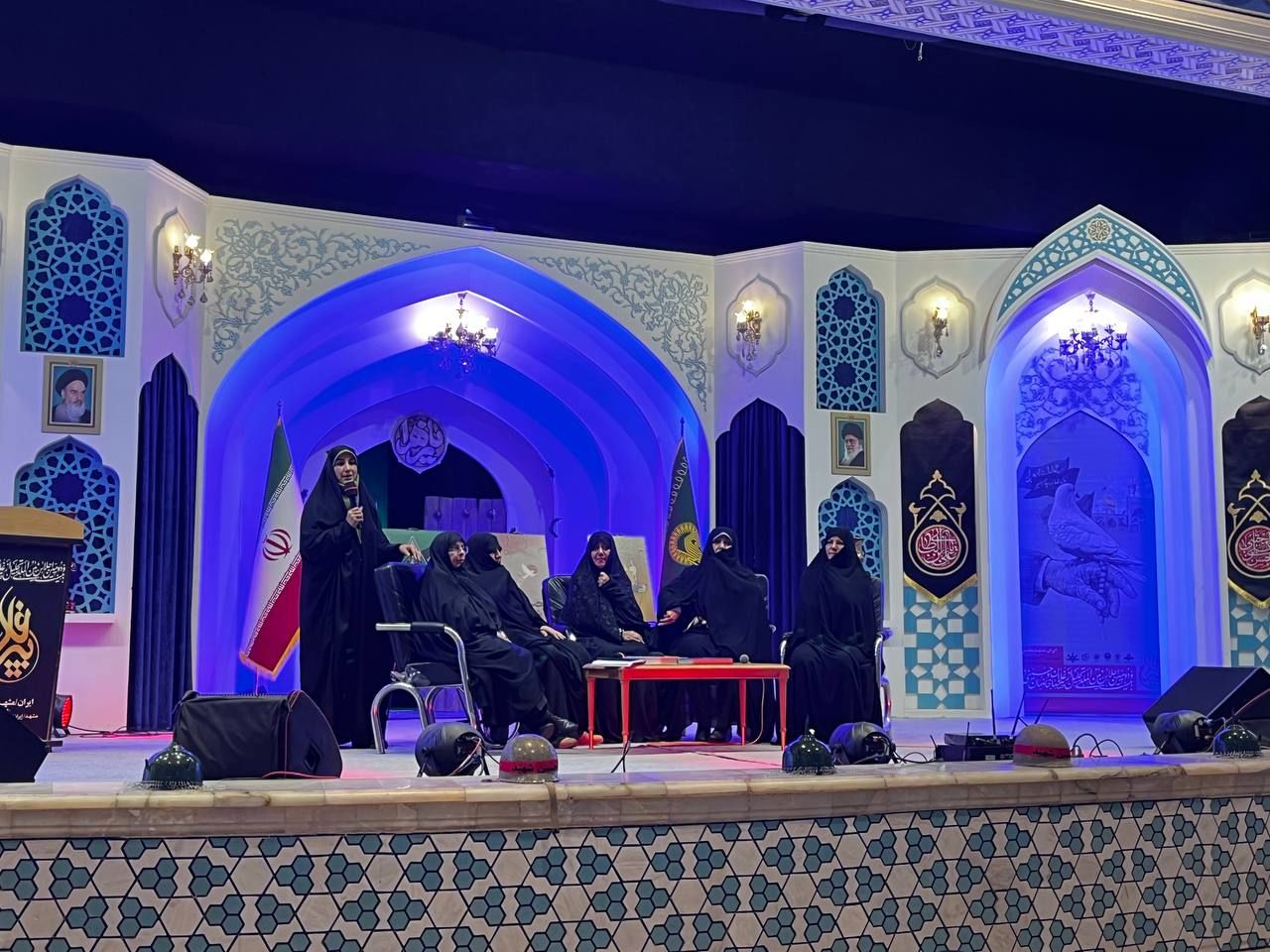 «اجلاس زنان عاشورایی» در مشهد برگزار شد