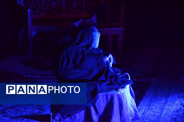 عزاداری شب هفتم محرم در دبیرستان فرزانگان