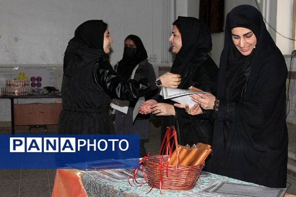 برگزاری اولین جشنواره هنرهای تجسمی در بهارستان‌۲