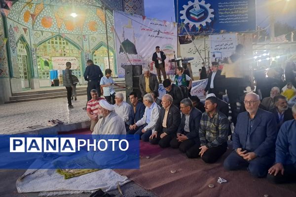 جشن ولادت پیامبر اکرم (ص) و امام جعفر صادق (ع) و گرامیداشت آغاز هفته دفاع مقدس در شهر آشخانه  