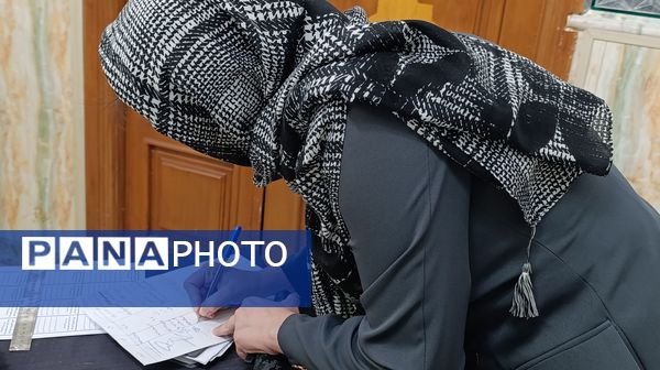  اولین جلسه انجمن اولیاء و مربیان دبیرستان پسرانه متوسطه اول عبدالحسین قفلی