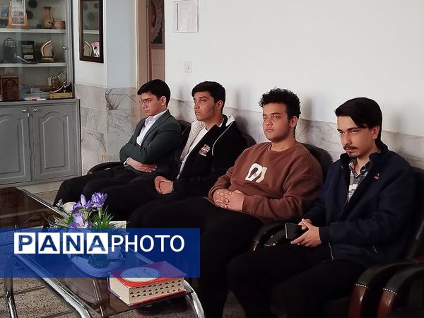  دیدار مسئولین اتحادیه انجمن اسلامی مدارس شهرستا‌ن با معاون پرورشی و تربیت بدنی کاشمر