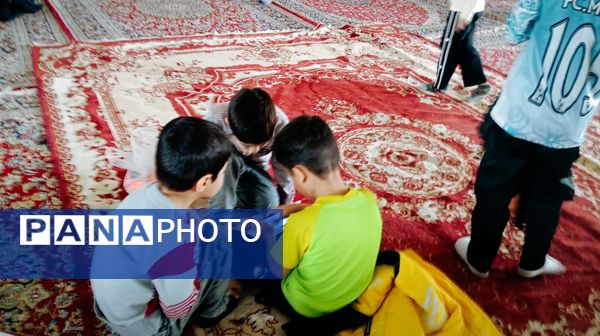 حضور کودکان در نماز جمعه کاشمر 