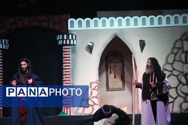 تئاتری با بوی فاطمیه در یزد