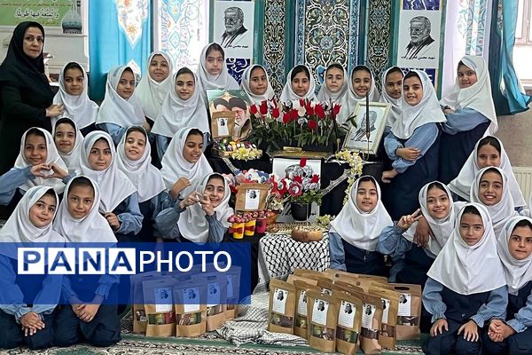 یادواره شهدا در آموزشگاه شاهد فرهنگ پیشوا