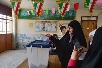 مردم بار دیگر برای استقلال و اقتدار ایران به پای صندوق‌های رأی آمدند
