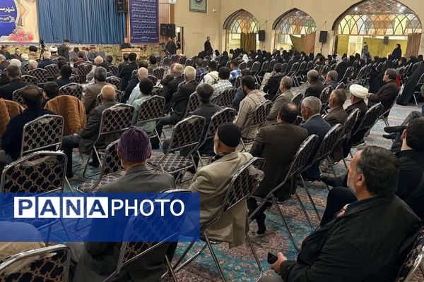 تجلیل از پیرغلامان و ستایشگران اهل‌بیت(ع) در آیین معنوی ایام فاطمیه در پیشوا