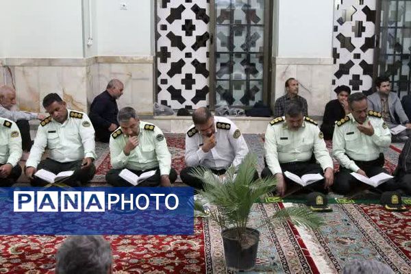  محفل انس با قرآن کریم در زیارتگاه شهید مدرس (ره)
