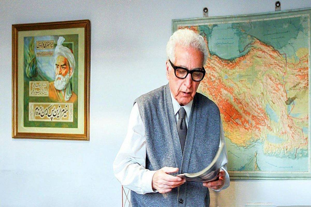 نخستین مدرسه روستایی ایران میزبان یادبود دکتر اسلامیندوشن میشود