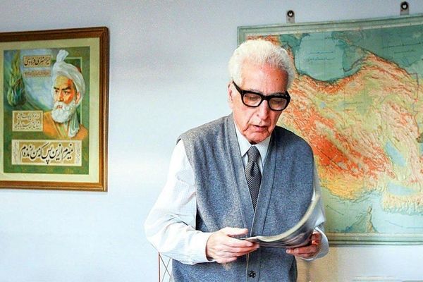 نخستین مدرسه روستایی ایران میزبان یادبود دکتر اسلامی‌ندوشن می‌شود