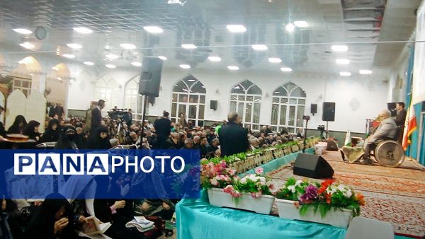 انس با قرآن در امامزاده سید حمزه