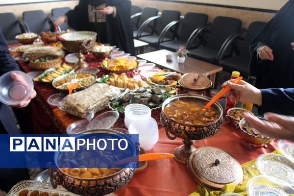 نمایشگاه طرح جابربن حیان در ناحیه یک قم - 2