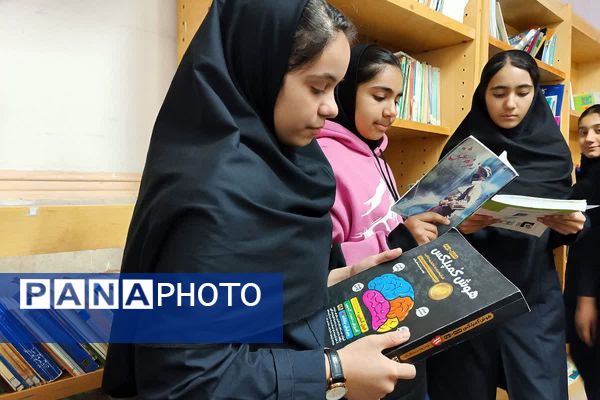 زنگ کتابخوانی در دبیرستان امام علی(ع) ورامین