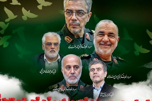 خون پاک شهیدان چراغ راهِ نسل آینده‌ساز کشور است