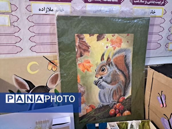 نمایشگاه هنری مدرسه انیس خوش قدم 