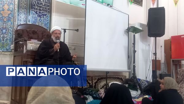 برپایی اعتکاف در مسجد جامع روستای صرم قم