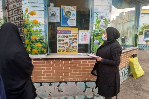 بازدید از وضعیت بهداشت و پایگاه‌های تغذیه سالم مدارس پاکدشت 