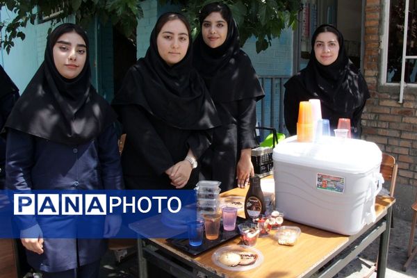 جشنواره هفته مشاغل در هنرستان تقوی پیشگان بهارستان۲
