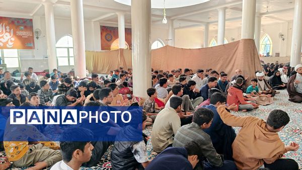 مراسم اعتکاف دانش‌آموزی در مسجد نور سندرک