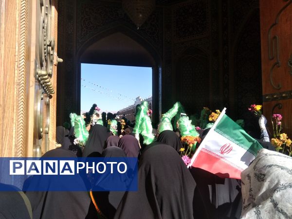 شادپیمایی و تجمع بزرگ دختران فاطمی در سومین حرم اهل بیت(ع)