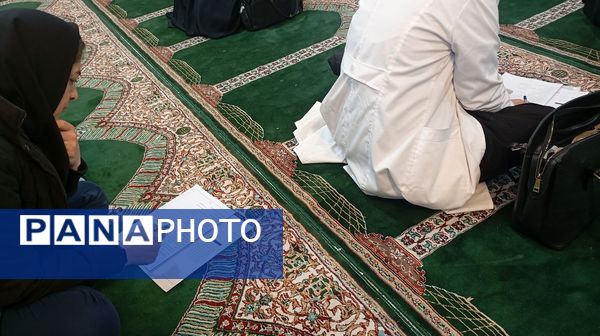  برگزاری اولین جشنواره علمی ،مهارتی و آموزشی ویژه مراقبین سلامت در ناحیه ۲کرج 
