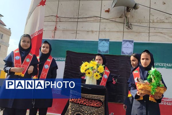 شور وشوق دانش‌آموزان در برنامه صبحگاهی مدرسه مریم بهارستان دو