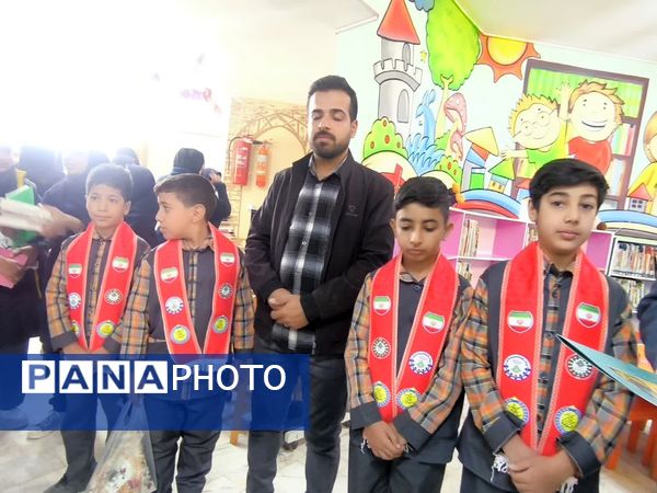 بازدید عوامل اجرایی دبستان شهید پسندیده از کتابخانه فدک فدافن