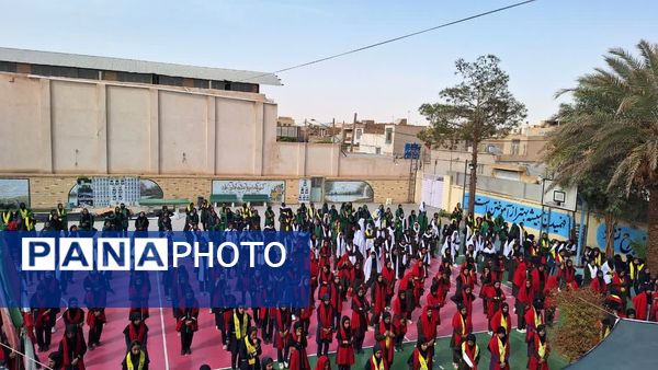 بازدید مدرسان کشوری سازمان دانش‌آموزی از دبیرستان تمام تشکیلاتی عفت