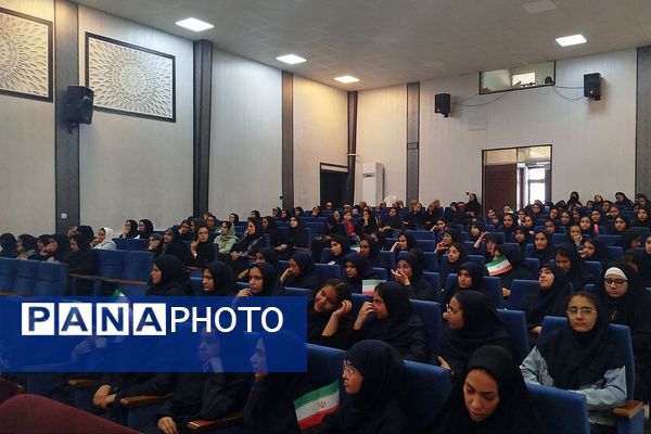 افتتاحیه طرح مصباح الهدی و جشن میلاد حضرت زینب(س) دبیرستان ریحانه النبی باقرشهر