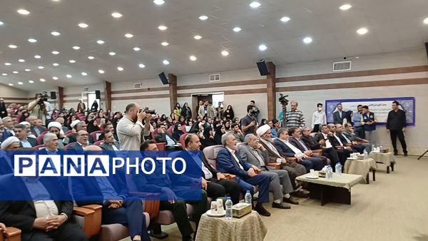 ششمین اجلاس سراسری نماز دانش‌آموزان در سمنان