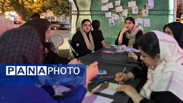 برپایی غرفه زنگ مدرسه در شهرستان محلات