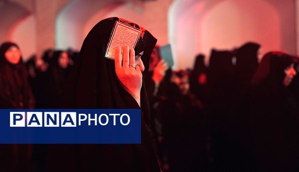 مراسم احیا شب بیست و یکم در حسینیه سفید اشکذر 