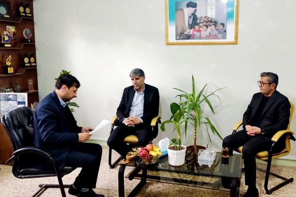 بازدید معاون پشتیبانی و برنامه‌ریزی و رئیس اداره رفاه اداره‌کل آموزش و پرورش استان از سازمان دانش‌آموزی قزوین