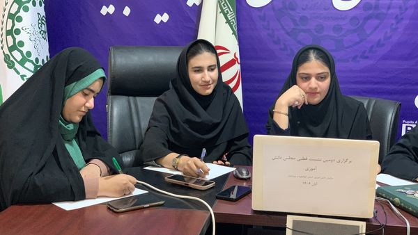 برگزاری دومین نشست قطبی مجلس دانشآموزی کهگیلویه و بویراحمد با محوریت فضاهای آموزشی و تربیتی