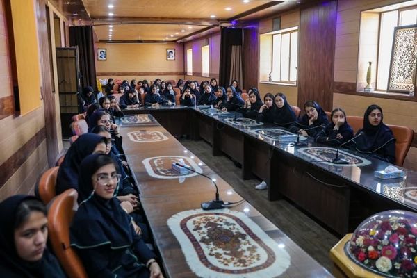 سومین دوره مدرسه مهارت‌آموزی «ریحانه» با همکاری دانشگاه ملی مهارت‌آموزی استان کرمان