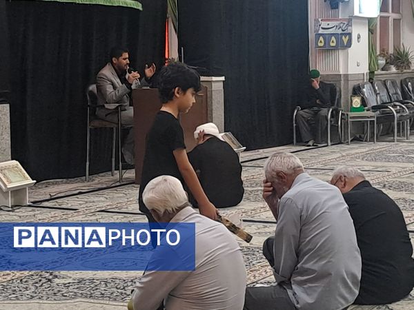 مراسم شب اربعین در مسجد الهادی نیشابور