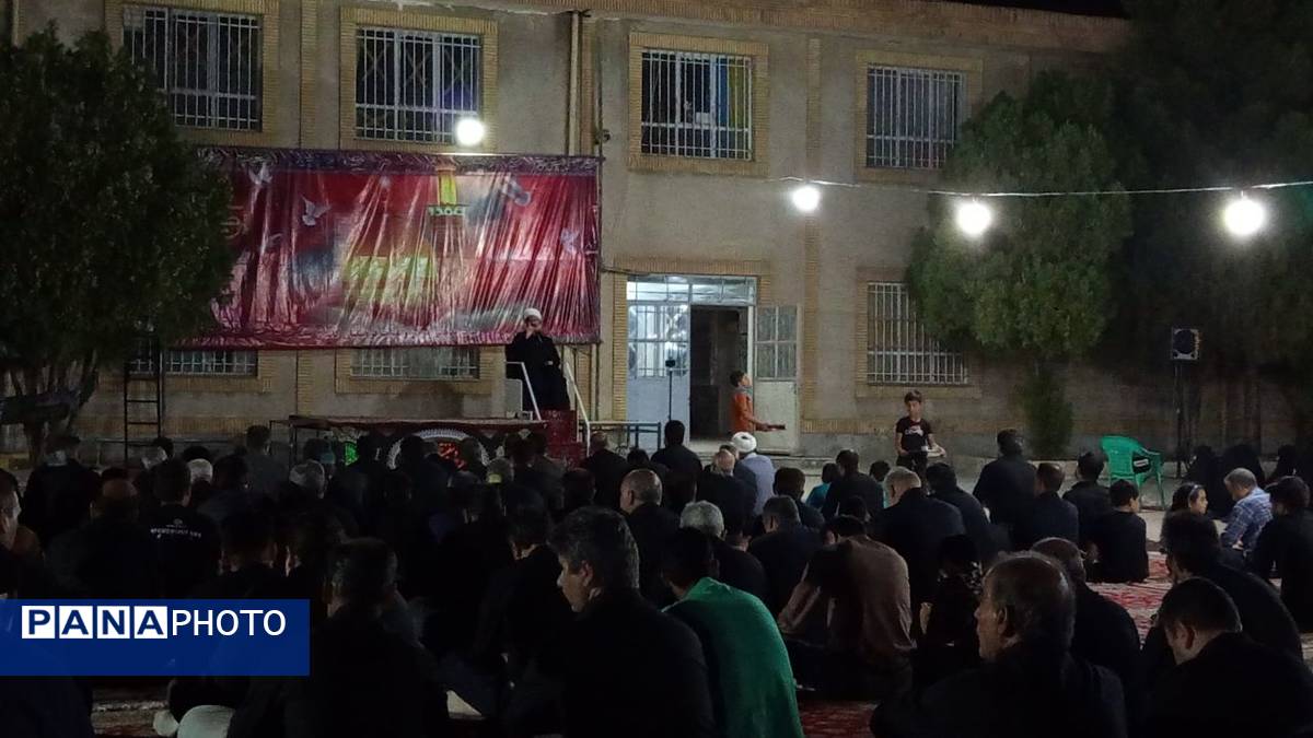 شب عاشورا؛ هیئت فرهنگیان میزبان امام جمعه کاشمر