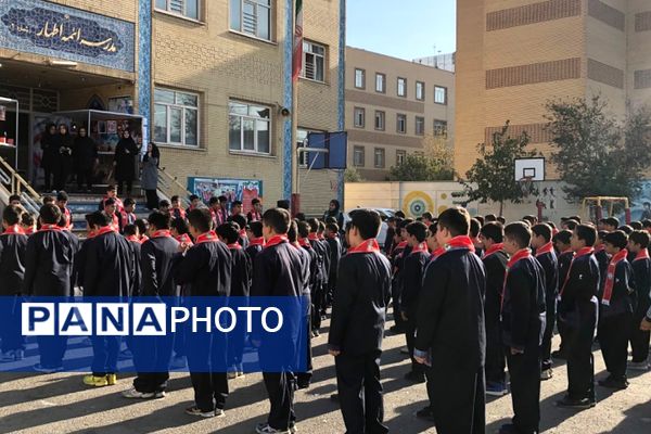 اجرای طرح «وطن یار» در دبستان ائمه اطهار ناحیه دو شهرری 