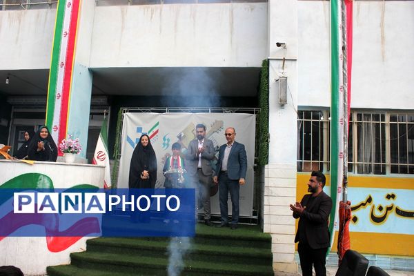  افتتاح جشنواره «امید فردا» در مدرسه شاهد ده دی ورامین
