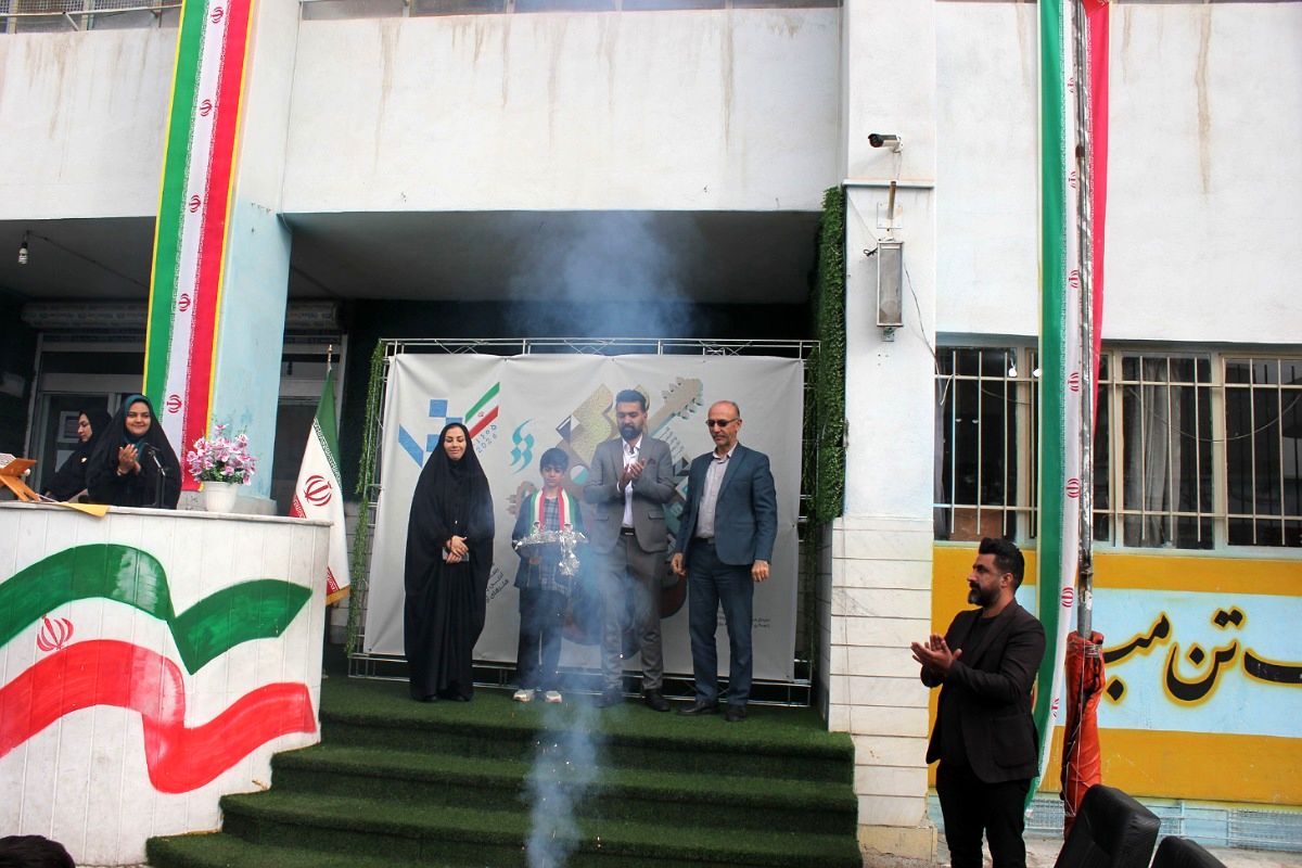  افتتاح جشنواره «امید فردا» در مدرسه شاهد ده دی ورامین