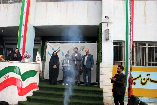  افتتاح جشنواره «امید فردا» در مدرسه شاهد ده دی ورامین