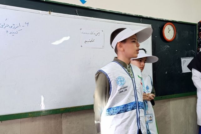 ارتقای آگاهی دانش‌آموزان آموزشگاه شهید رجایی با آموزش‌های سلامت و ایمنی زلزله