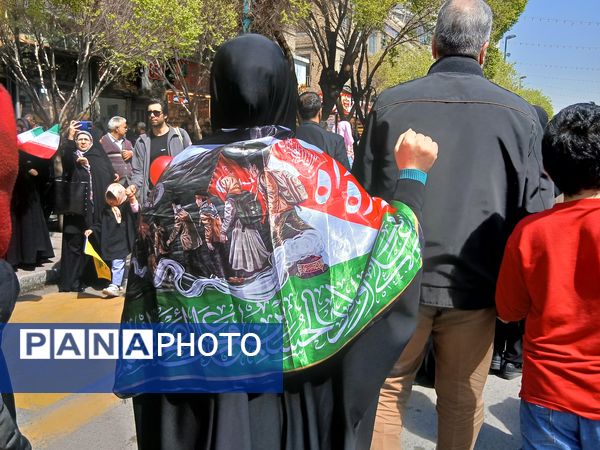 حضور پرشور مردم ولایت مدار مشهدی در راهپیمایی روز قدس