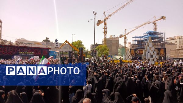 تشییع پیکر مطهر شهید سردار محمد کاظمی و تعدادی از شهدای جنگ تحمیلی در مشهد