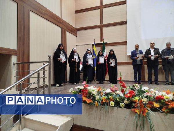 تجلیل از برترین‌های مسابقات قرآن و عترت در بروجرد