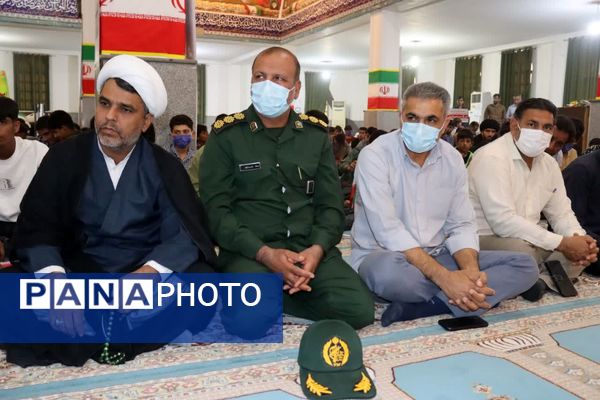 هم‌زمان با عطر فاطمی، فریاد استکبارستیزی در قلعه‌گنج طنین‌انداز شد