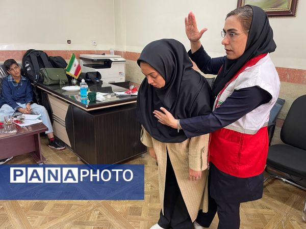 برگزاری جلسه آموزشی دانش‌آموزان سفیر سلامت  منتخب جهت حضور در مسابقات استانی