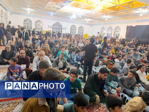 حضور دانش‌آموزان دبستان پسرانه فضیلت در نمایش آیینی یاس نبوی