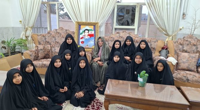 شکوه عشق مادرانه؛ وفات حضرت ام البنین(س) و تجلیل از مادران شهدا