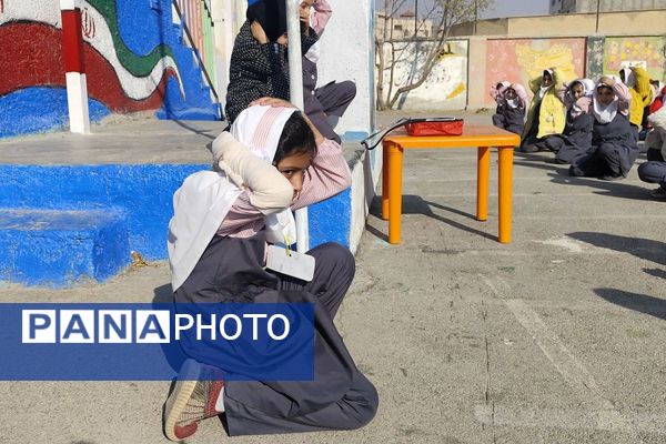 مانور زلزله و ایمنی در مدارس فیروزکوه